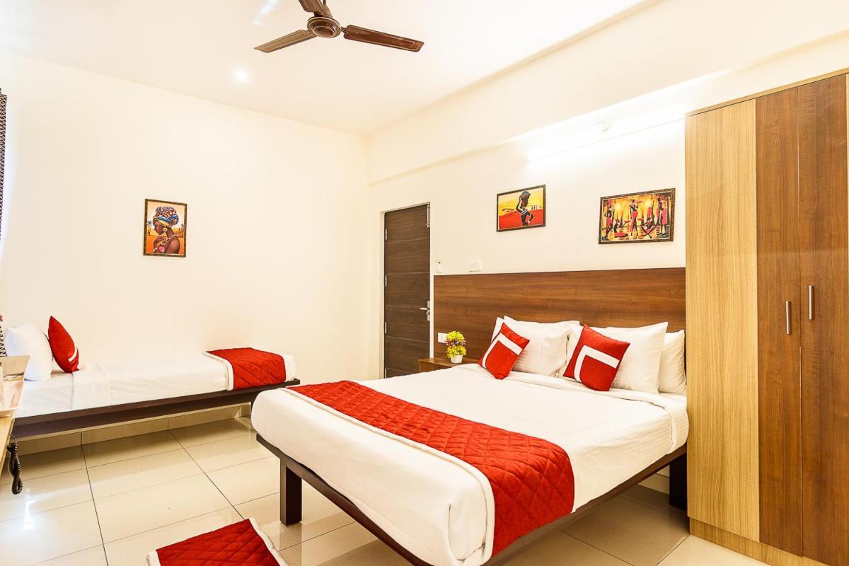 Octave Vels Grand Hotel Bangalore Extérieur photo