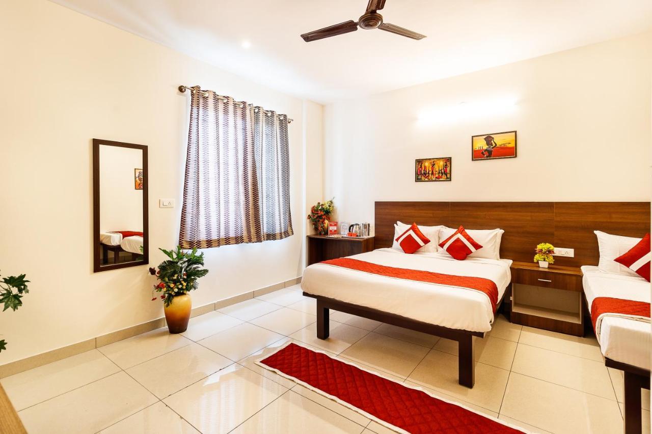 Octave Vels Grand Hotel Bangalore Extérieur photo